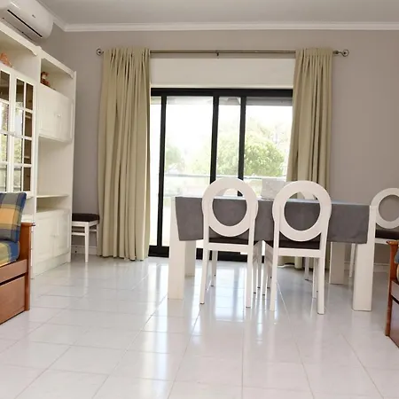 Cartaia Leste * 奎特里拉