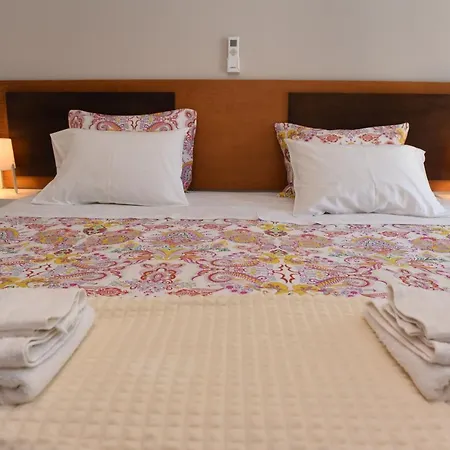 Cartaia Leste 公寓 奎特里拉