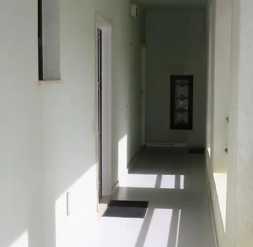 Cartaia Leste Apartman *