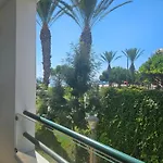 Cartaia Leste דירה