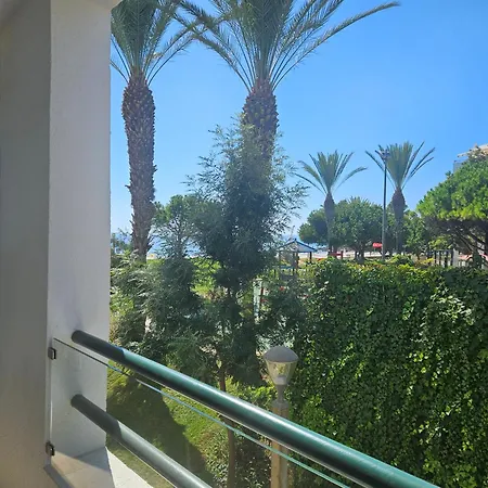 Stayhub Ocean Horizon Sea View & Pool Lägenhet